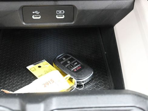 Certified 2023 Honda Accord EX image 26