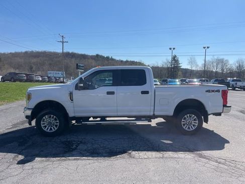 Used 2019 Ford F250 XL w/ STX Appearance Package image 9