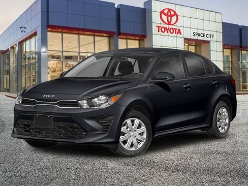 Used 2023 Kia Rio LX FWD image 2