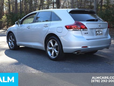 Used 2013 Toyota Venza LE image 9