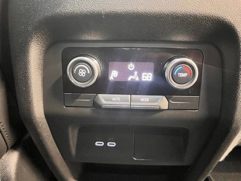 Used 2025 Buick Enclave Preferred image 12