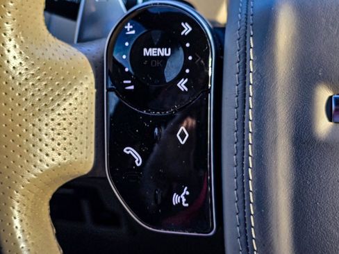 Used 2018 Land Rover Range Rover Velar R-Dynamic SE image 20