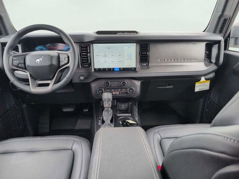 New 2025 Ford Bronco Big Bend image 9