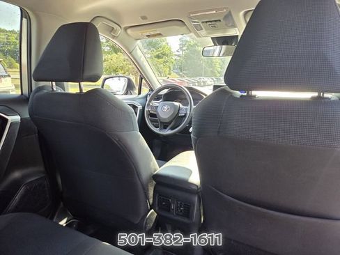 Used 2023 Toyota RAV4 LE FWD image 13