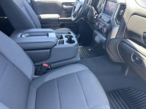 Certified 2022 Chevrolet Silverado 1500 RST w/ Z71 Off-Road Package AWD/4WD image 11