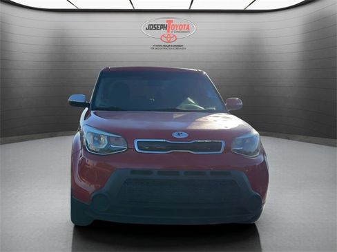 Used 2014 Kia Soul + image 16
