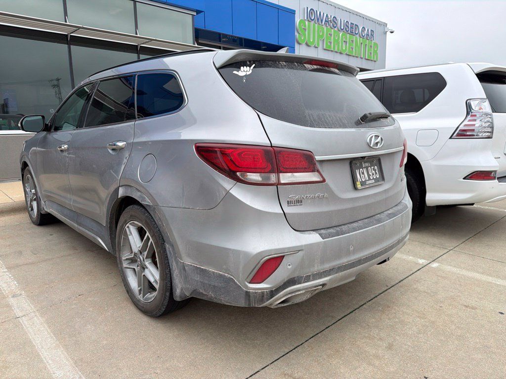 Used 2017 Hyundai Santa Fe Limited AWD/4WD image 5