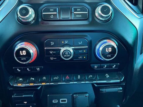 Used 2020 GMC Sierra 1500 SLT w/ SLT Convenience Package image 24