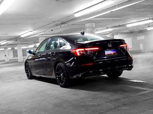 Used 2024 Honda Civic Sport image 5