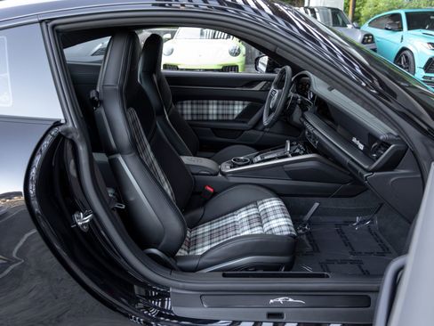 Certified 2025 Porsche 911 Turbo S AWD/4WD image 56