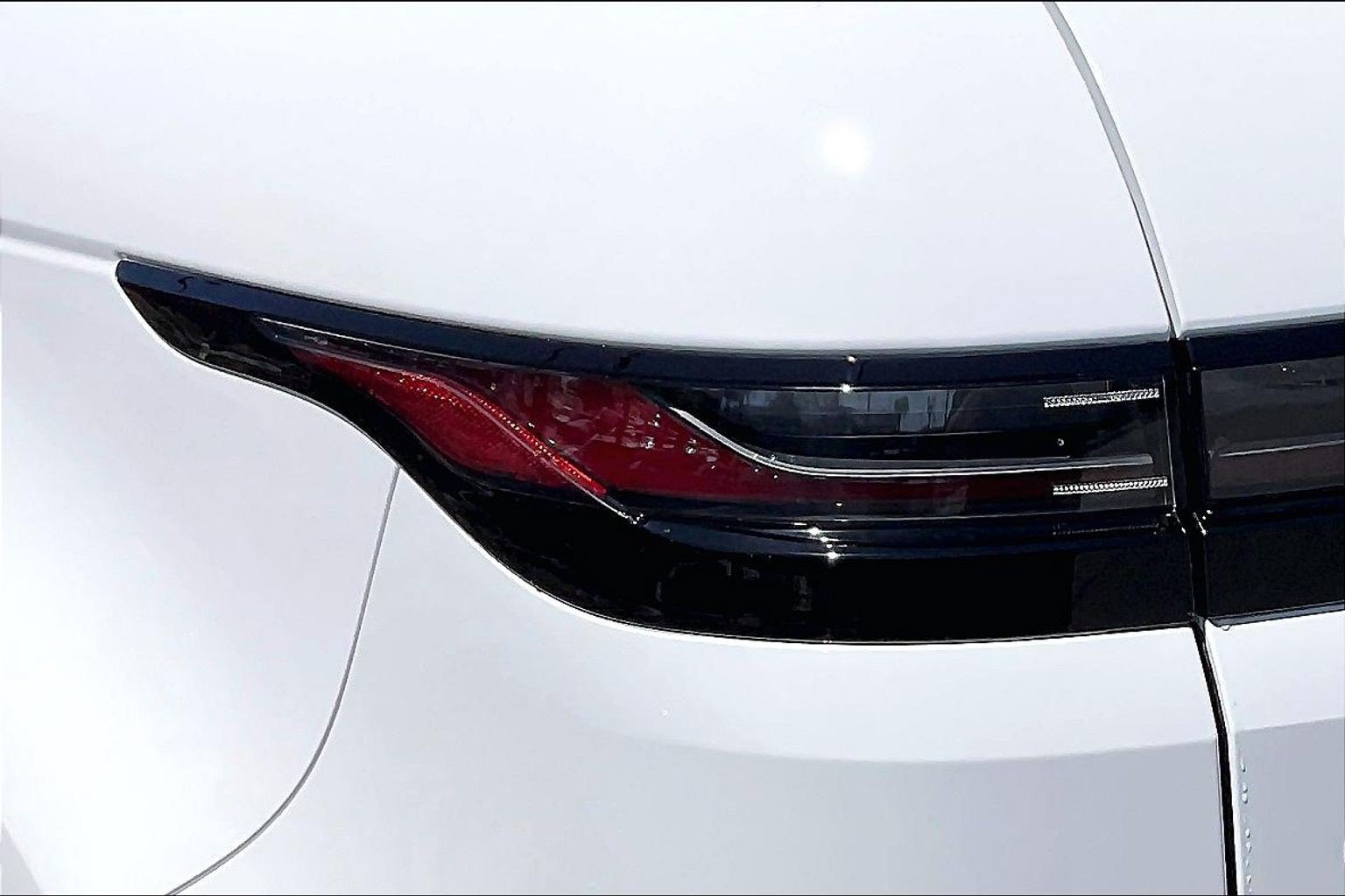 New 2026 Land Rover Range Rover Evoque S AWD/4WD image 8