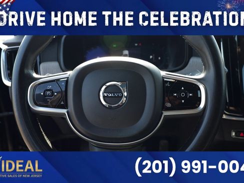 Used 2023 Volvo S90 B6 Plus AWD/4WD image 19