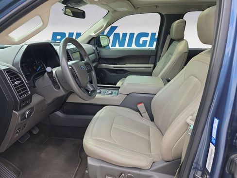 Used 2020 Ford Expedition Limited w/ Equipment Group 302A AWD/4WD image 9