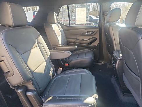 Used 2022 Chevrolet Traverse LT w/ LPO, Floor Liner Package image 26