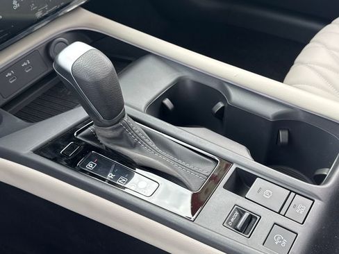 New 2026 Nissan Sentra SL w/ Floor Mat Package FWD image 19
