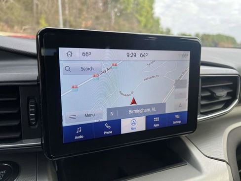 Used 2022 Ford Explorer XLT w/ Equipment Group 202A image 28