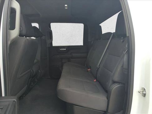 Used 2022 Chevrolet Silverado 2500 Custom w/ Custom Value Package image 16