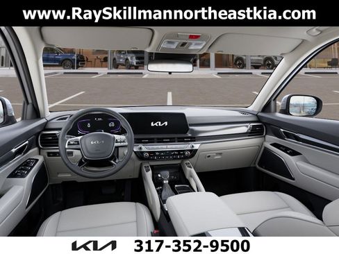 New 2025 Kia Telluride S image 14