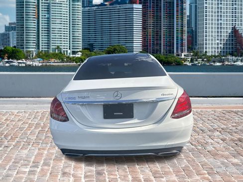 Used 2018 Mercedes-Benz C 300 4MATIC Sedan image 5
