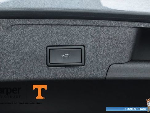 Used 2024 Volkswagen Atlas Cross Sport SE w/ Panoramic Sunroof Package FWD image 30