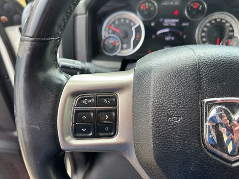 Used 2016 RAM 2500 Laramie RWD image 23