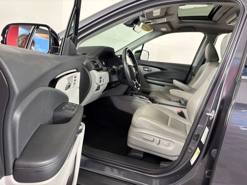 Certified 2022 Honda Pilot Touring image 31