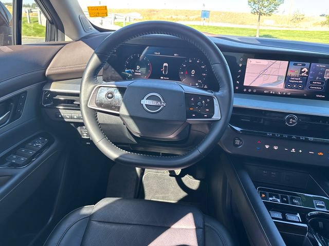 Used 2025 Nissan Murano Platinum w/ Cargo Package AWD/4WD image 13