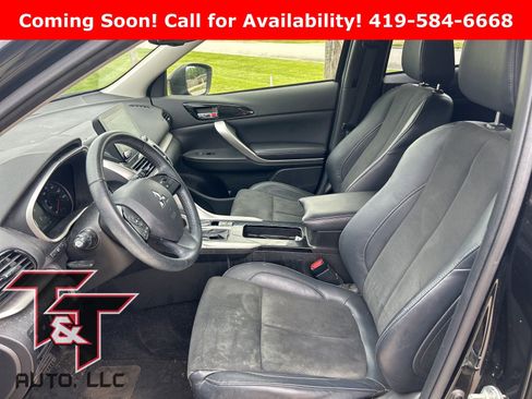 Used 2022 Mitsubishi Eclipse Cross FWD image 6