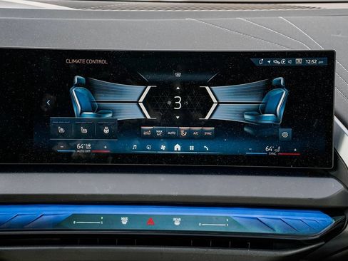 Used 2026 BMW X3 xDrive30 w/ Premium Package image 13