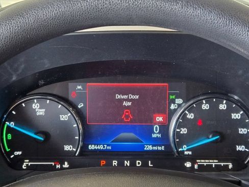 Used 2022 Ford Escape SE FWD image 30