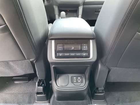 Certified 2023 Subaru Ascent Limited AWD/4WD image 22