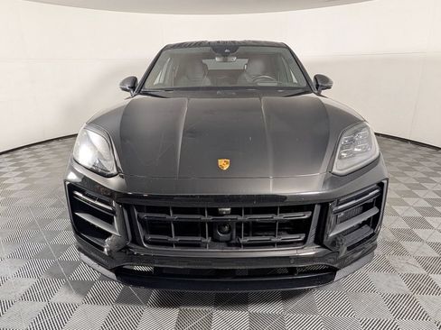 Certified 2024 Porsche Cayenne Turbo GT AWD/4WD image 9