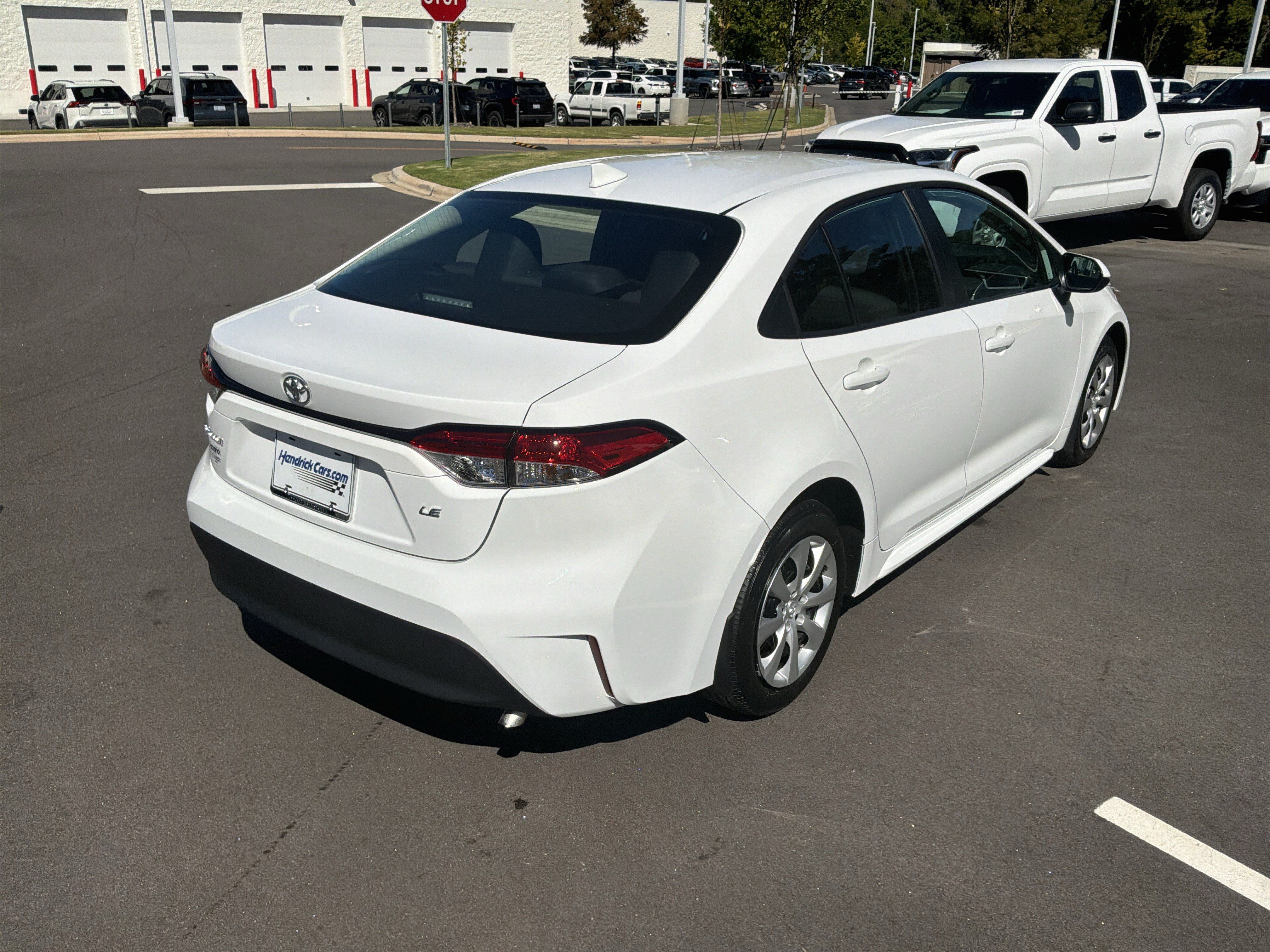 Used 2026 Toyota Corolla LE FWD image 10