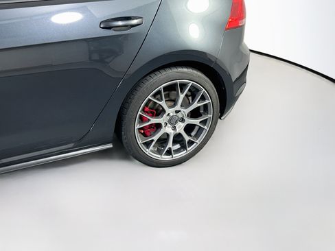 Used 2017 Volkswagen GTI SE FWD image 30