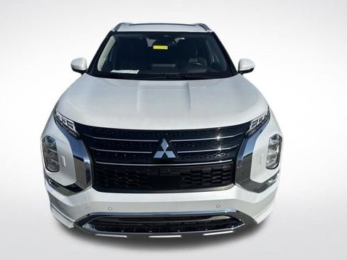 Used 2024 Mitsubishi Outlander SEL AWD/4WD image 9