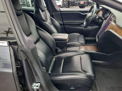 Used 2019 Tesla Model S Performance AWD/4WD image 25