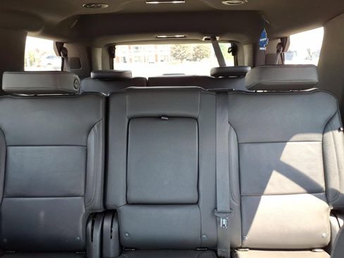 Used 2024 Chevrolet Tahoe LT AWD/4WD image 19