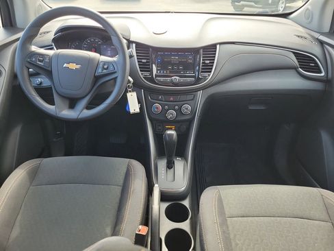 Certified 2019 Chevrolet Trax LS w/ Tint and Cruise Package image 9