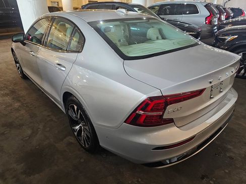 Certified 2025 Volvo S60 B5 Plus AWD/4WD image 4