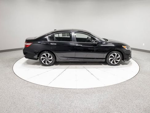 Used 2016 Honda Accord EX-L image 30