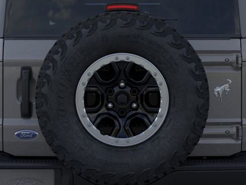 New 2025 Ford Bronco Badlands image 24