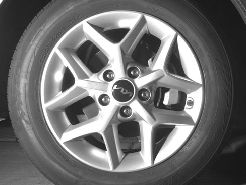 Used 2025 Kia Soul LX w/ LX Technology Package image 12