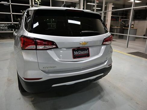 Used 2022 Chevrolet Equinox LT image 6