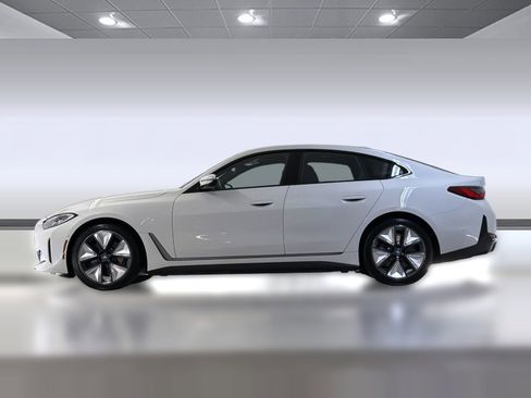 Used 2023 BMW i4 eDrive40 w/ Premium Package RWD image 2