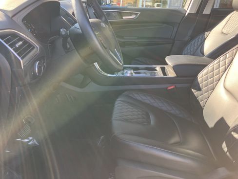 Used 2024 Ford Edge Titanium AWD/4WD image 13