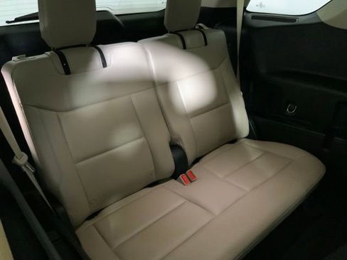 Used 2021 Ford Explorer Limited w/ Equipment Group 301A RWD image 34