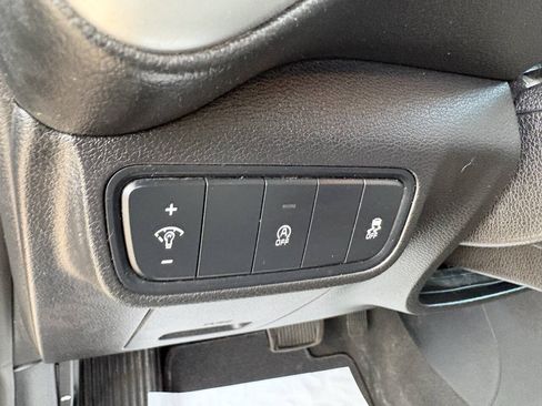 Used 2021 Kia Soul LX FWD image 17
