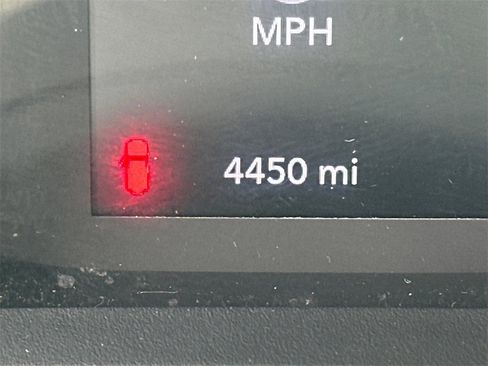 Used 2024 Jeep Wrangler Sport image 28