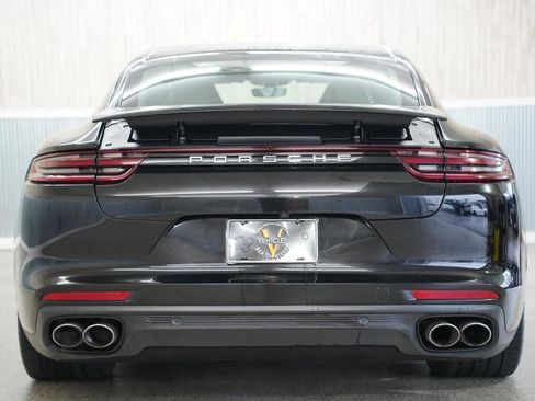 Used 2019 Porsche Panamera 4 Executive image 9