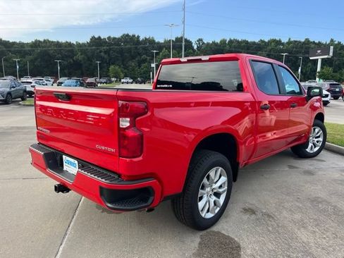 New 2026 Chevrolet Silverado 1500 Custom RWD image 11